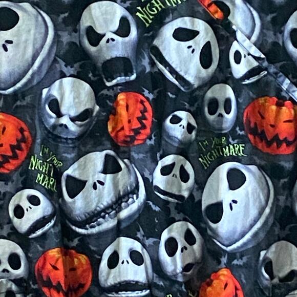 Disney Scrub Top 2X Villains Nightmare Before Christmas Minions Pockets Uniform - Picture 14 of 16